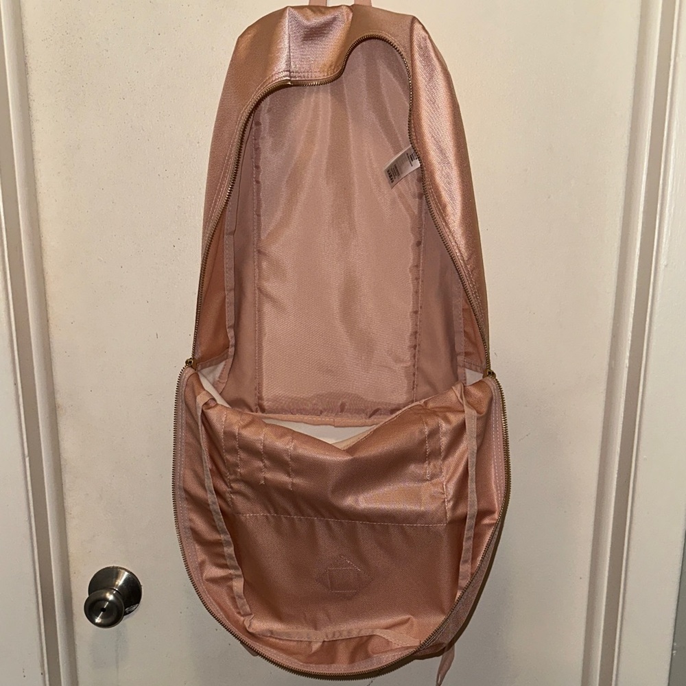 Jansport Metallic Rose Backpack never used - Picture 4 of 8